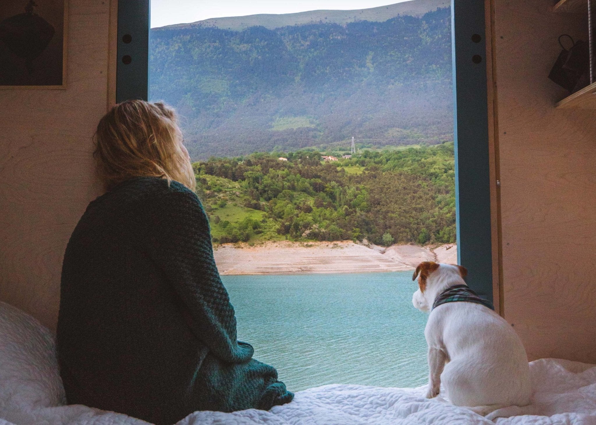 How Does It Feel to Leave Everything & Move into a Van? VAI-KØ Entrepreneurs Henri and Maria Know the Price of Freedom - VAI-KO